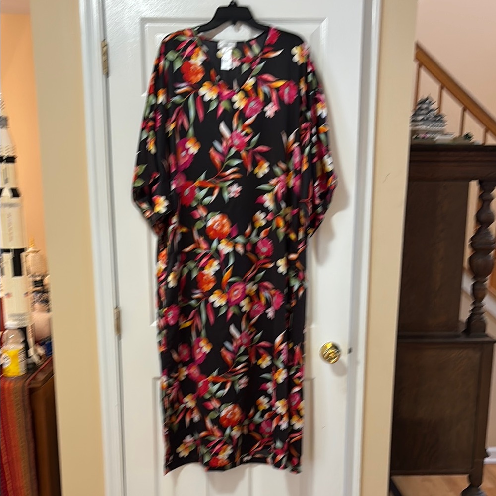 Natori Silky Charmeuse Black Red Orange Floral Nightgown Lounger Dolman Sleeves